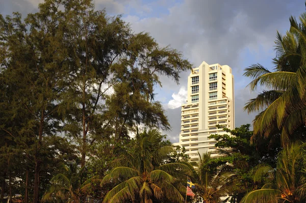 Skyscraper on Patong Beach — Stock Photo, Image