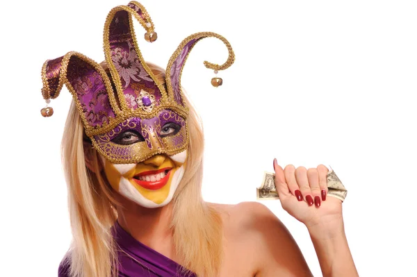 Mulher em máscara de carnaval violeta — Fotografia de Stock