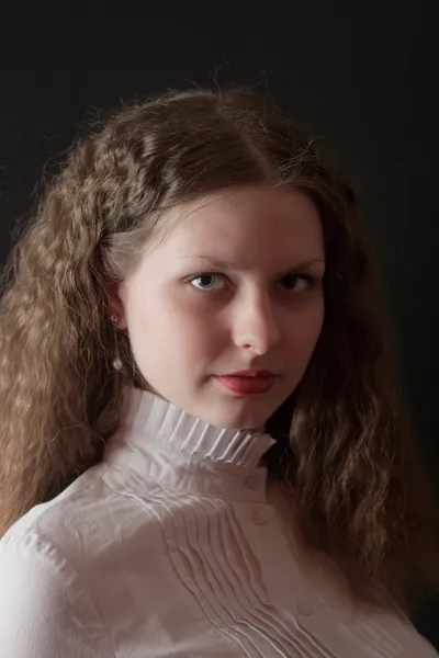 Porträtt av den tonåring flickan — Stockfoto