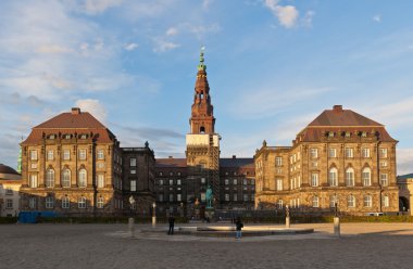Christiansborg Sarayı