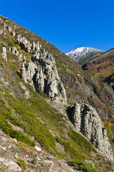 Stenar i bergen — Stockfoto