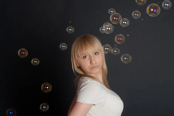 Portret met zeepbellen — Stockfoto