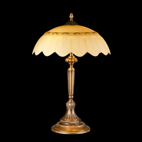Lampe de table vintage isolée sur noir — Photo