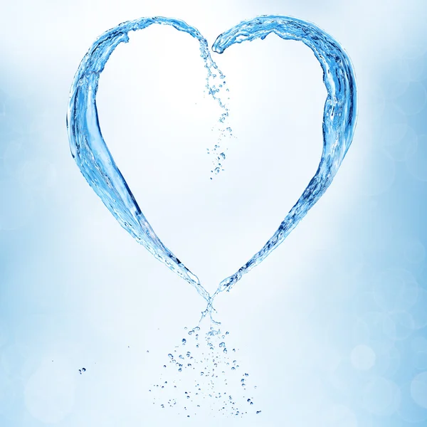 Sevgililer günü kalp mavi su sıçrama yaptı — Stok fotoğraf