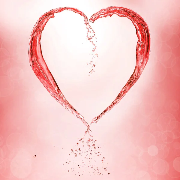 Sevgililer günü kalp kırmızı şarap sıçrama yaptı — Stok fotoğraf