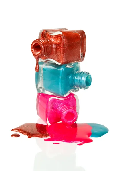 Flaskor med spilld nagellack — Stockfoto