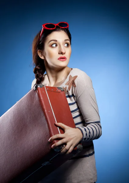 Retrato da adorável mulher surpreendida — Fotografia de Stock