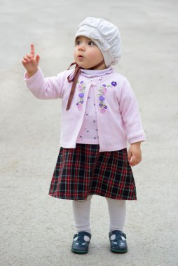 Mutlu küçük kız