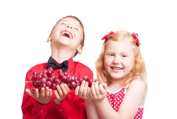 Gyermekek a szőlő — Stock Fotó