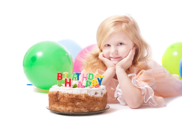 Menina com bolo de aniversário — Fotografia de Stock