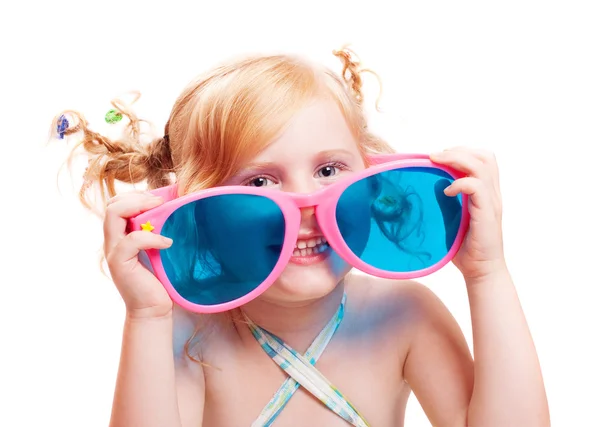 Kleines Mädchen mit großer Brille — Stockfoto