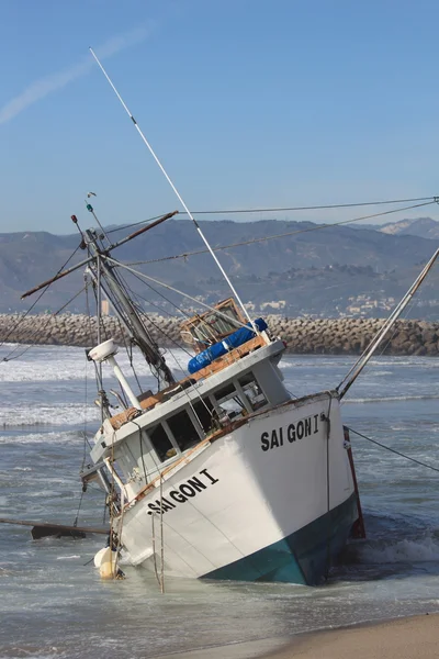 Sauvetage bateau de pêche — Photo