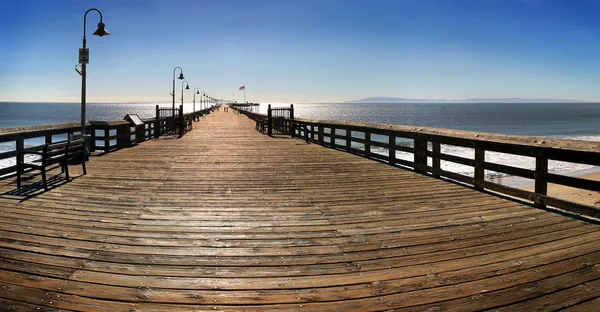 Τα pier Ventura — Φωτογραφία Αρχείου