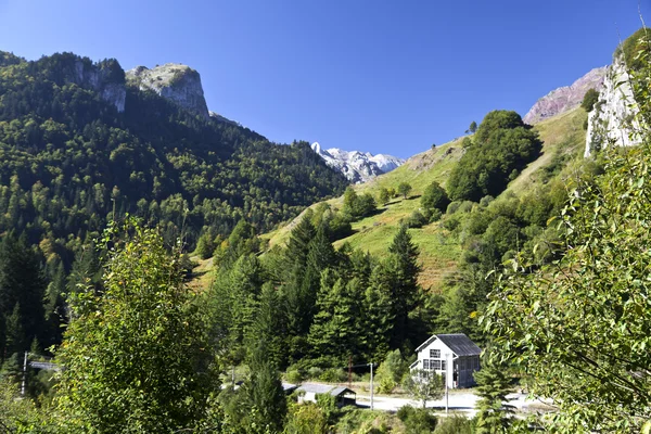 Pohled na pohoří Pyreneje — Stock fotografie