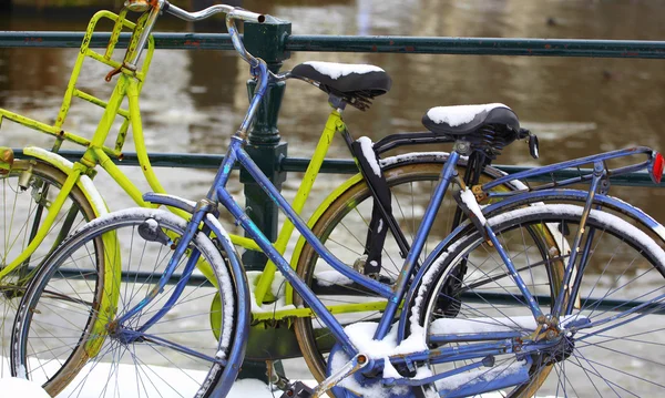 Amsterdam-Fahrräder. — Stockfoto