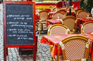 Strazburg, alsace, Fransa bir kahve terasında sokak görünümü