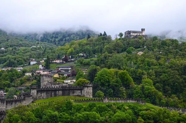 Ðanorama of ruins of Bellinzona castle — Stockfoto