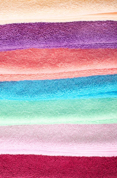 Gli asciugamani di colore combinati — Foto Stock