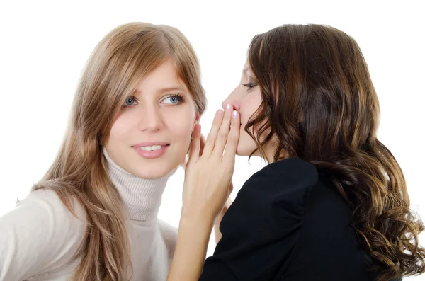 Δύο φίλες πείτε κουτσομπολιά για ένα αυτί απομονωθεί — Φωτογραφία Αρχείου