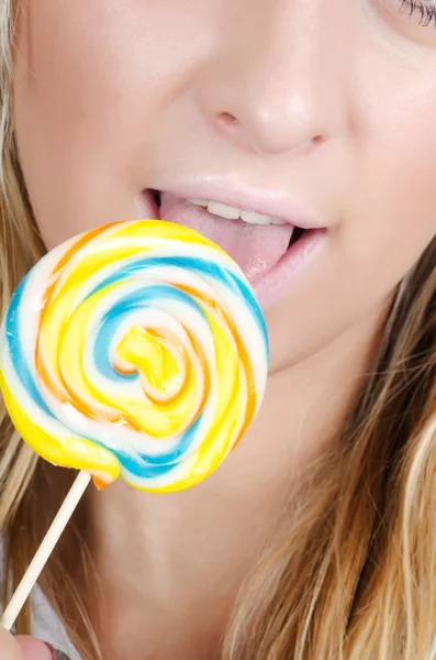 Dívka s cukru bonbóny — Stock fotografie