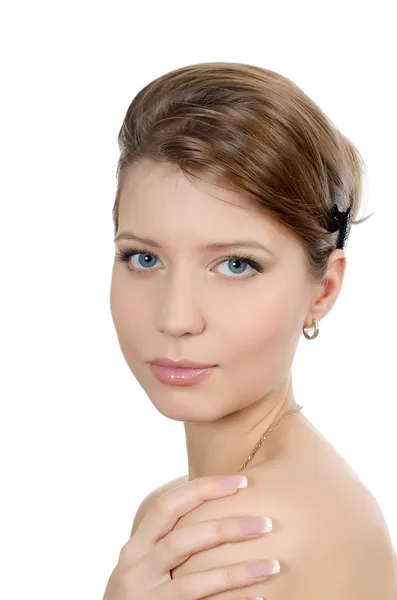Das junge schöne Mädchen mit einem natürlichen Make-up — Stockfoto