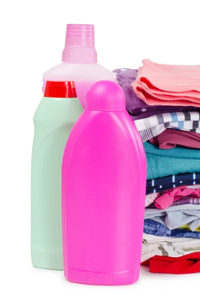 Montón de ropa pura con diferentes detergentes —  Fotos de Stock