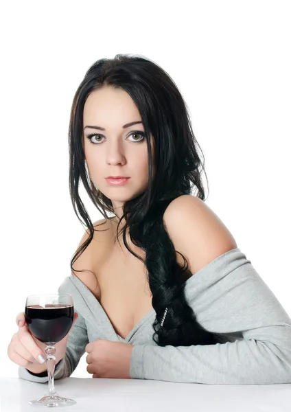 Schönes Mädchen mit einem Weinglas — Stockfoto