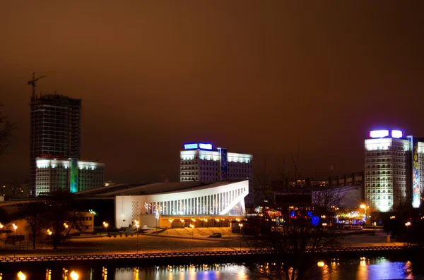 Night city Minsk from the river — Stock Photo, Image