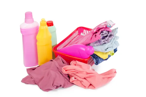 Farklı deterjan ile saf giysi yığını — Stok fotoğraf