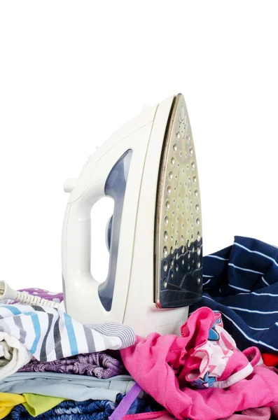 Hoop van zuivere kleren met ijzer — Stockfoto