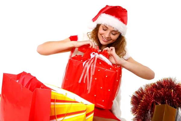 Девушка с рождественскими подарками — стоковое фото