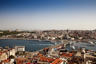 Galata Köprüsü'nden galata Kulesi