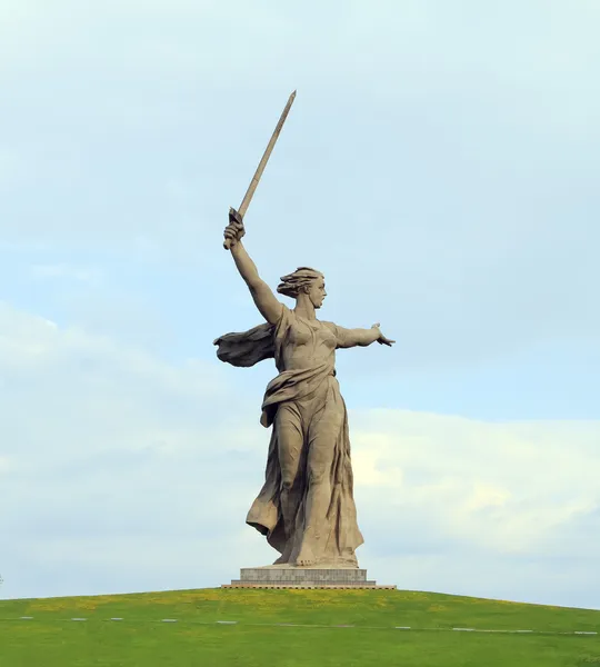 Monumento La Patria chiama a Volgograd — Foto Stock