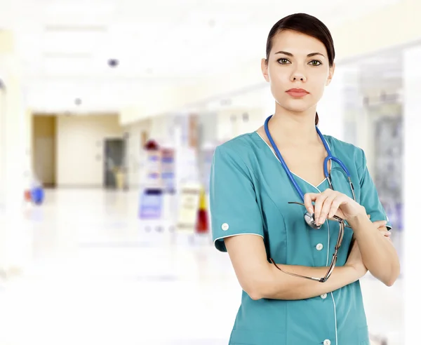 Médico feminino no hospital — Fotografia de Stock