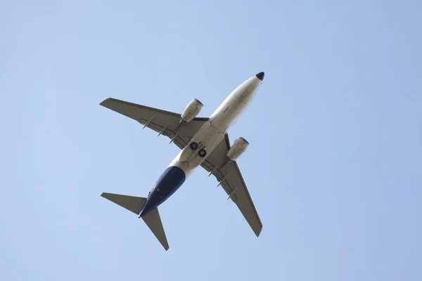 Samolot pasażerski — Zdjęcie stockowe