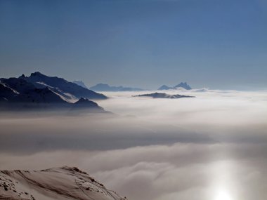 karlı dağ silsilesi Fransız alpes