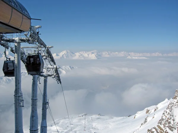 滑雪升降机电缆展位 — 图库照片
