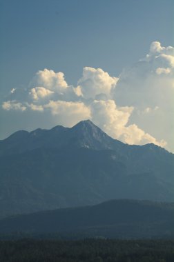 velden yakınındaki büyük clouse ile Avusturya Alplerinde