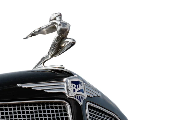 Buick, retro bir Amerikan arabası üzerinde amblemi logosu — Stok fotoğraf