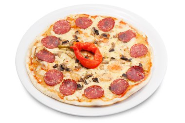 sosis, mantar, peynir, biber biber plaka üzerinde pizza ben