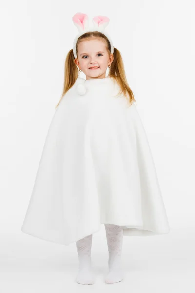 Menina vestida com orelhas de coelho de Páscoa e traje — Fotografia de Stock