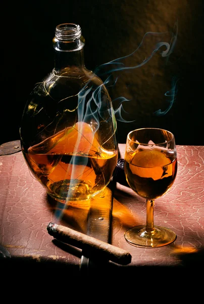 Sigaar en cognac — Stockfoto