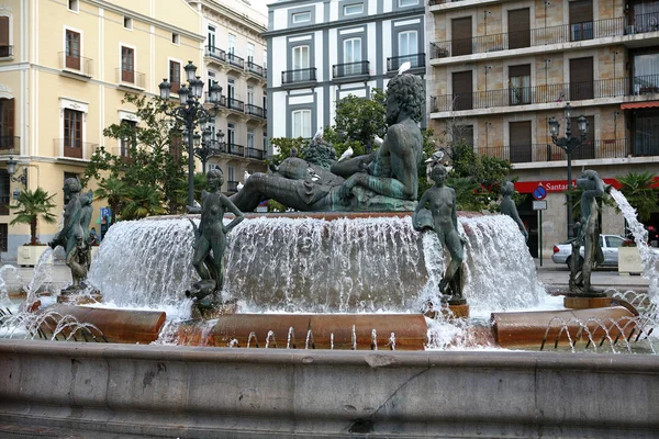 バレンシアでの歴史的な噴水 — ストック写真