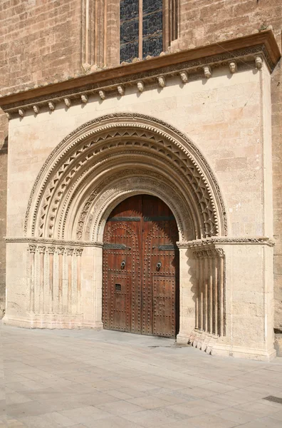Valencia katedral girişinde — Stok fotoğraf