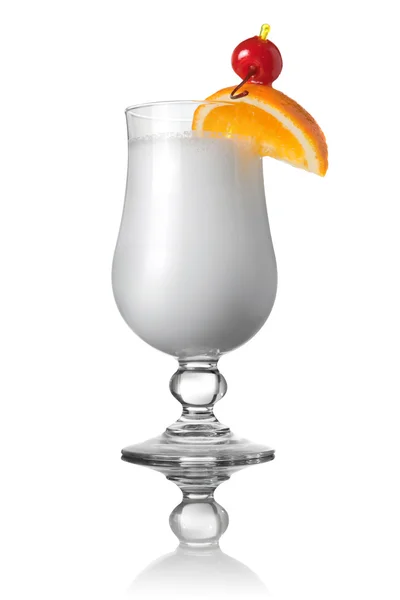 Білий коктейль ізольований на білому — стокове фото