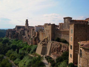 Pitigliano, tepenin şehir