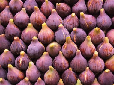 Fresh figs display clipart