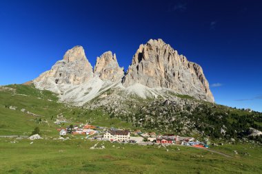 sassolungo - langkofel Dağı dan sella pass