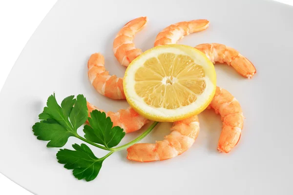 Shrimps with lemon closeup — Stock Photo, Image