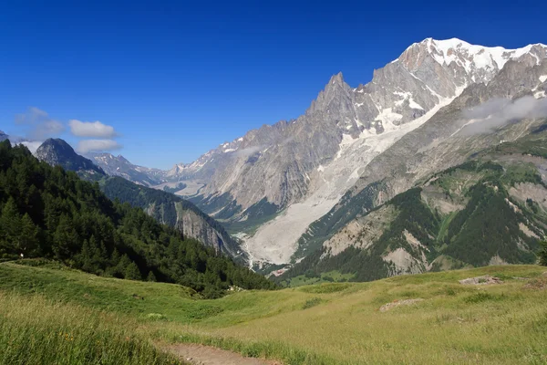 Mont Blanc from Ferret valley — Stock Photo, Image